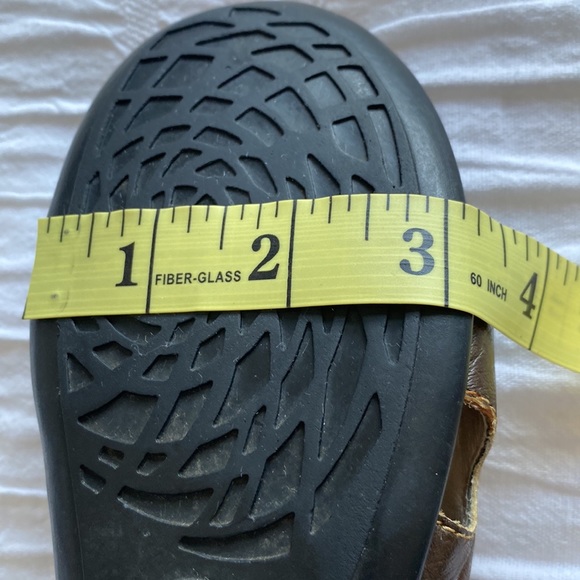 Sun View fisherman style khaki green/brown shoes. Material unknown. Size 35 - Picture 15 of 16